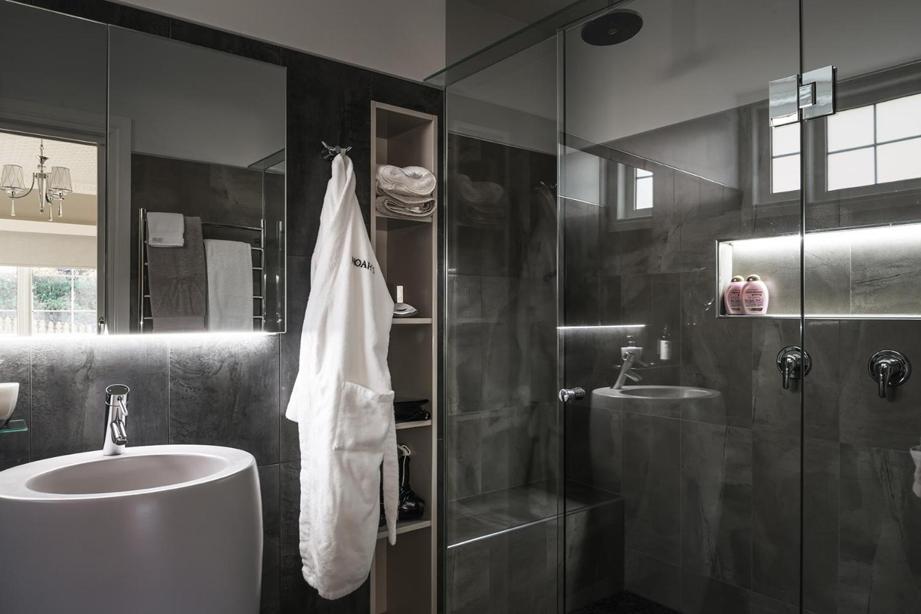 Noah'S Stanley Luxury Bed And Breakfast 외부 사진