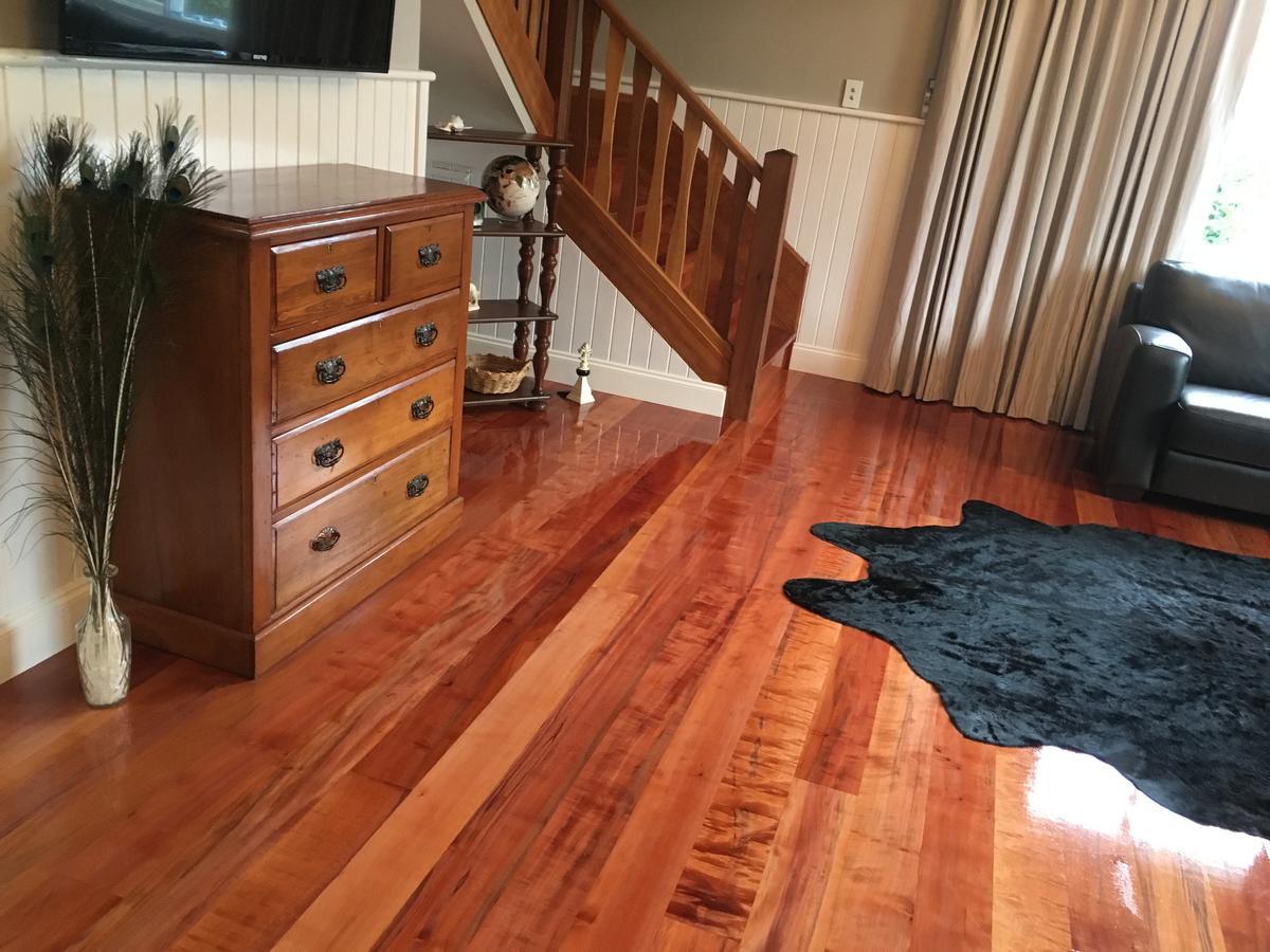 Noah'S Stanley Luxury Bed And Breakfast 외부 사진